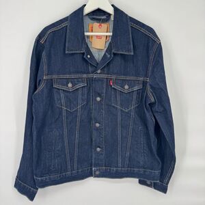 NWT Levi’s Men’s Trucker Jacket Dark Wash Large